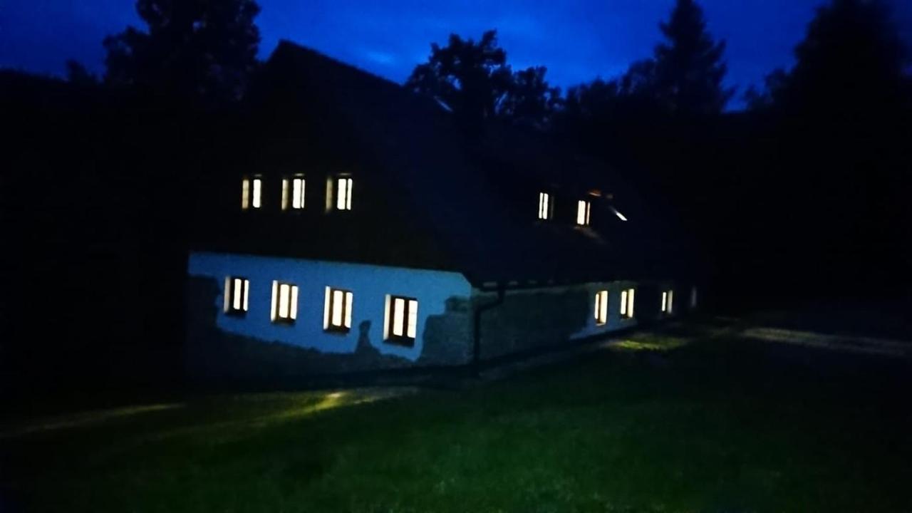 Chalupa U Sjezdovky, Zadov 22 Stachy Exterior photo